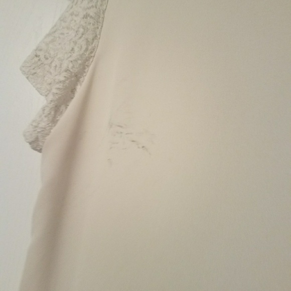 Cute lace short sleeve blouse - Picture 2 of 4